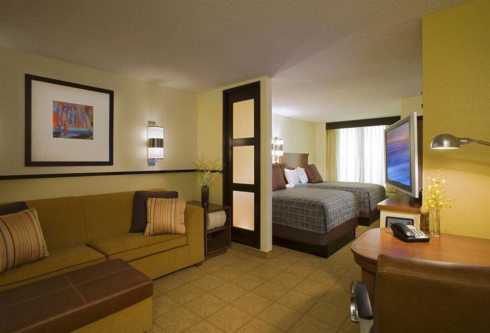 Hyatt Place Denver Tech Center Englewood Room photo
